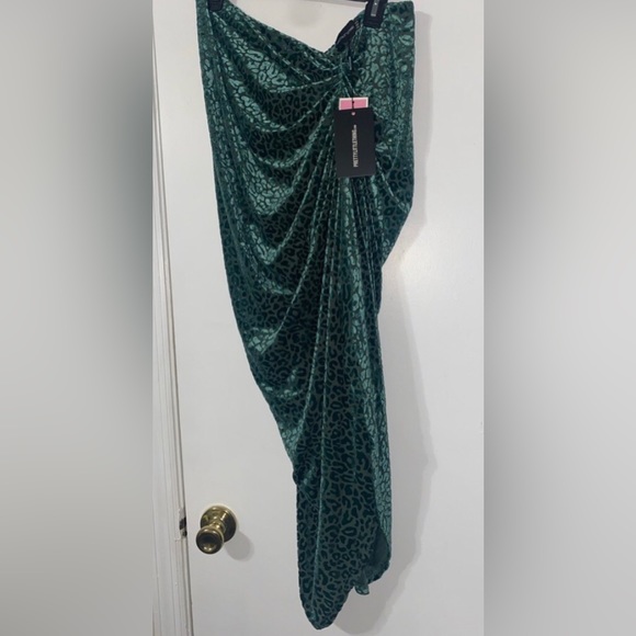 Pretty Little Thing Ruched Velvet Teal Leopard Grecian Goddess Skirt NWT w/Flaw - Picture 3 of 7